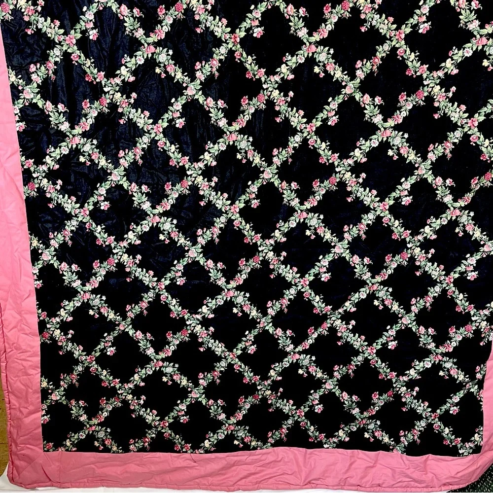 Vintage Handmade Quillow Quilted Pillow Blanket Travel Roses Pink & Black